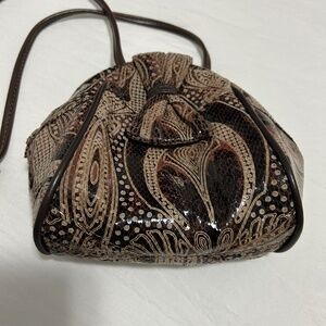 LIKE NEW! Bags by PINKY Brown Leather Small Purse